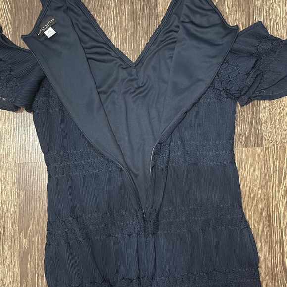 Simply styled by sears cold shoulder style Navy dress size large - Picture 3 of 7